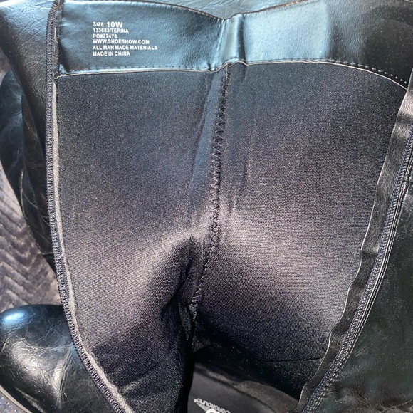 KNEE HIGH BOOTS BOTH PAIRS COME TOGETHER!!  👢 - Picture 3 of 6